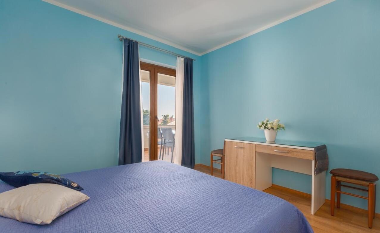 Spacious New App For 5 Persons, Close Beach&City Poreč Dış mekan fotoğraf