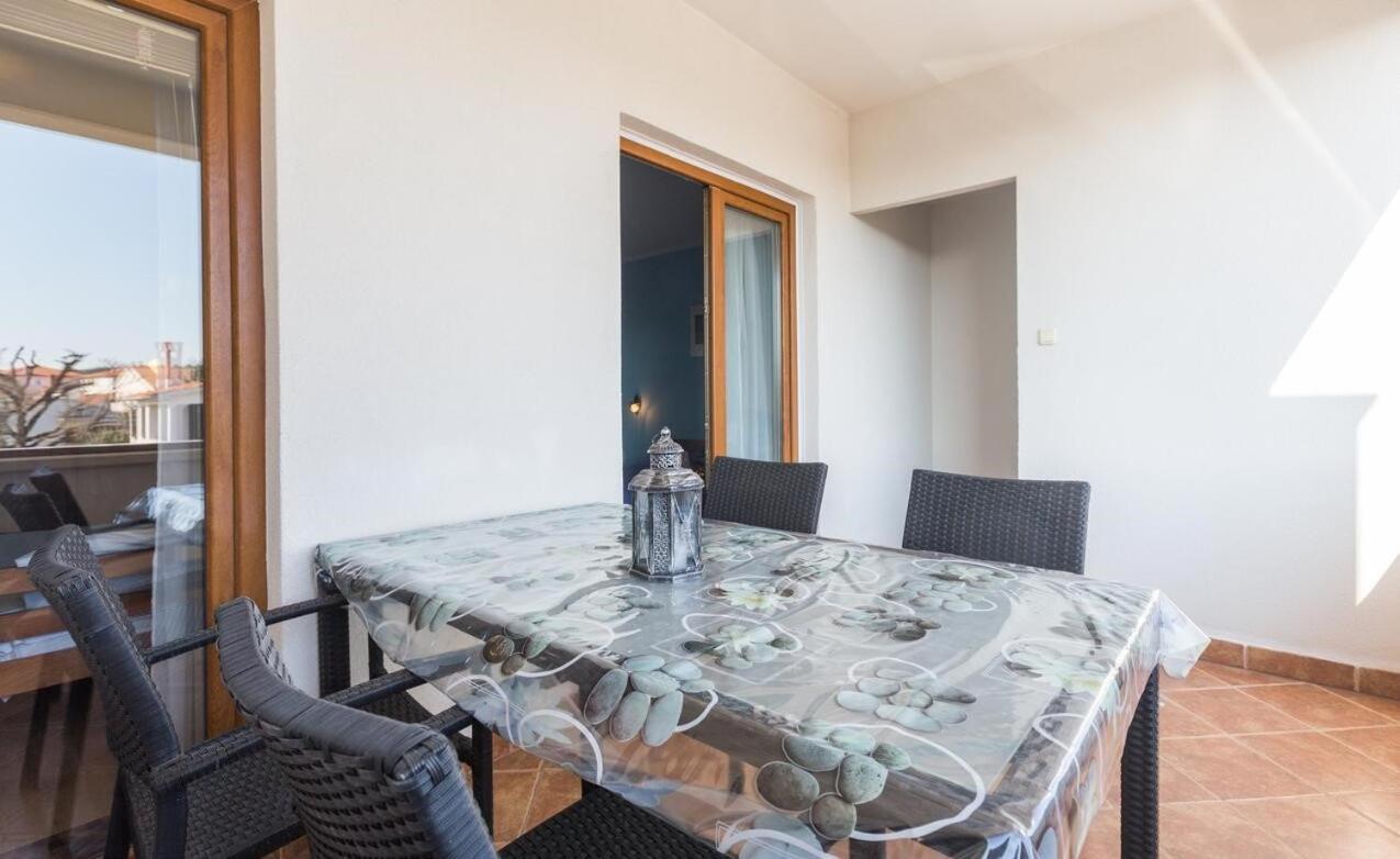 Spacious New App For 5 Persons, Close Beach&City Poreč Dış mekan fotoğraf